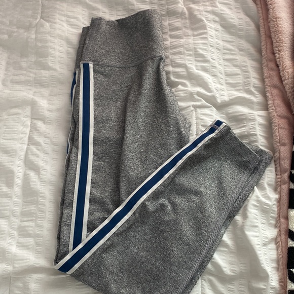 Aerie leggings - Picture 2 of 3